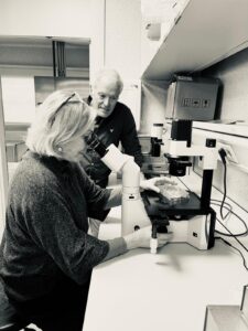 Dr. Yolanda Revilla y Dr. Pepe Almendral